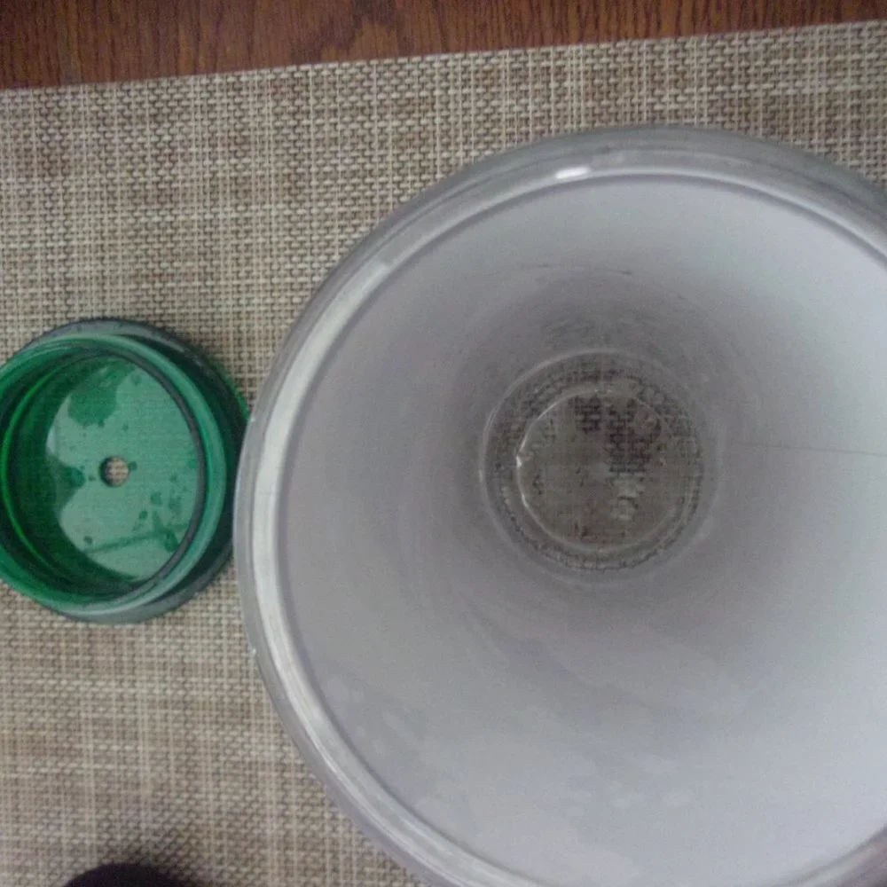Starbucks 16 oz green tumbler